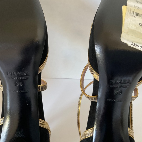 Prada suede and snake skin shoes - Picture 2 of 5